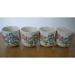 Set 4 Vtg Japanese TOYO Colorful Floral Ceramic Porcelain Tea Sake Cups Bowls
